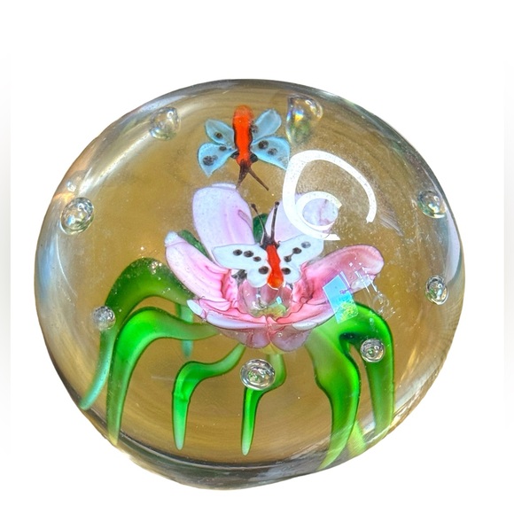 Vintage handmade solid glass flower butterfly paperweight art glass - Picture 1 of 4
